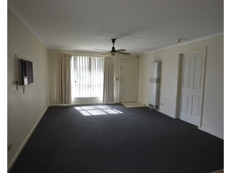 7  Cardamon Drive, Hallam VIC 3803