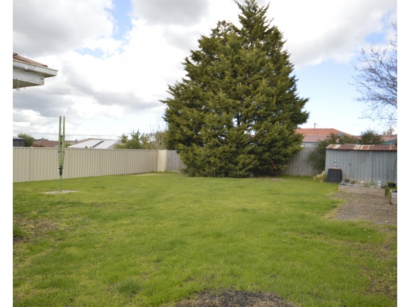 7  Cardamon Drive, Hallam VIC 3803