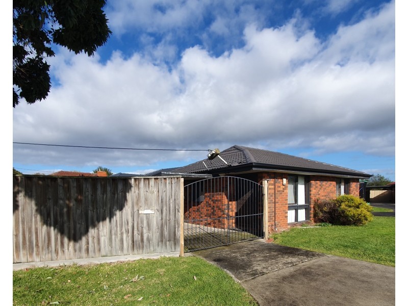 1/49 Taylor Street, Cranbourne VIC 3977