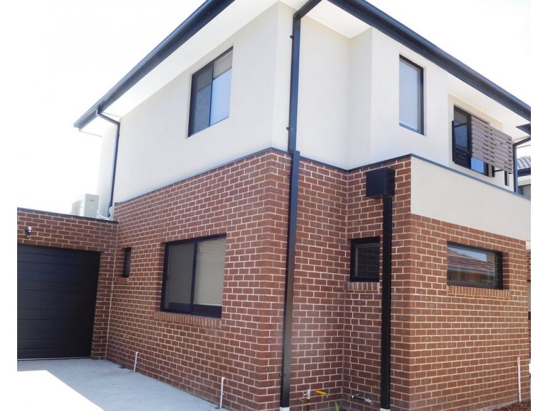3/4 Canberra Avenue, Dandenong VIC 3175