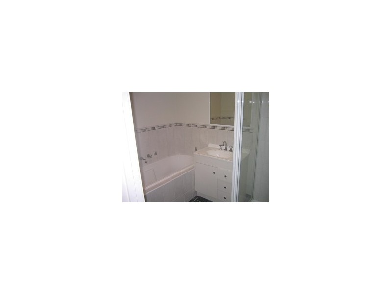 4/1220 HEATHERTON ROAD, Noble Park VIC 3174