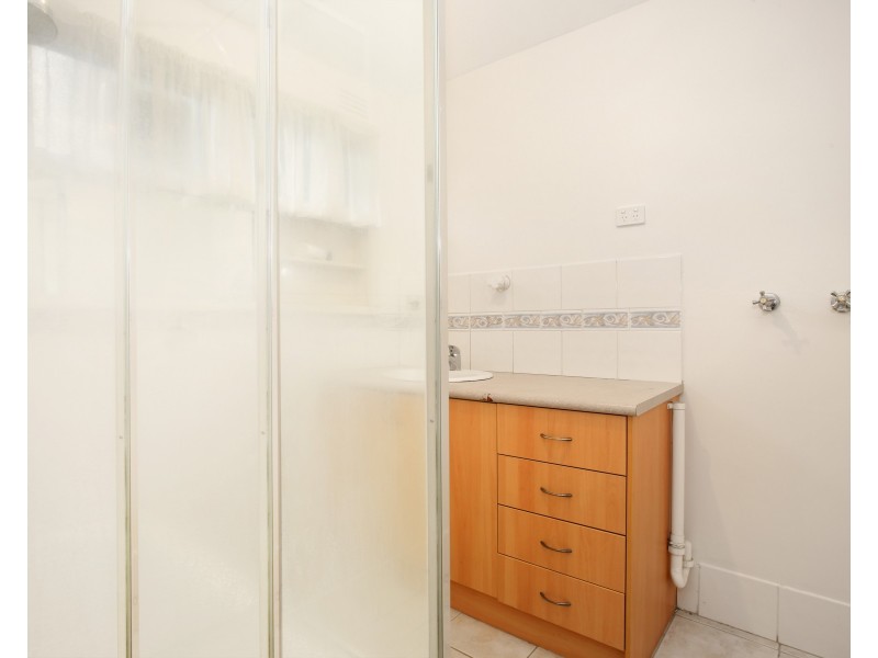 2/2  Edith Street, Dandenong VIC 3175