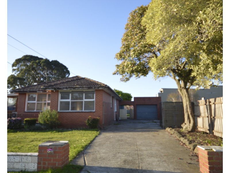 1 McLennan Street, Eumemmerring VIC 3177