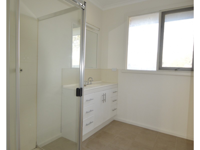 1 McLennan Street, Eumemmerring VIC 3177