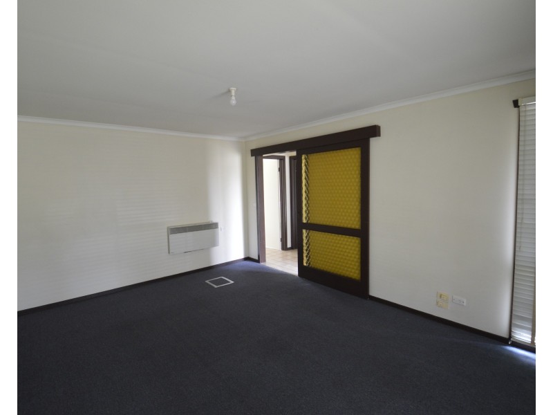 2/23 Purley Drive, Dandenong North VIC 3175