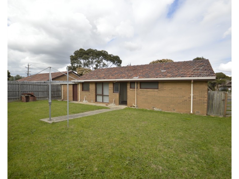 2/23 Purley Drive, Dandenong North VIC 3175