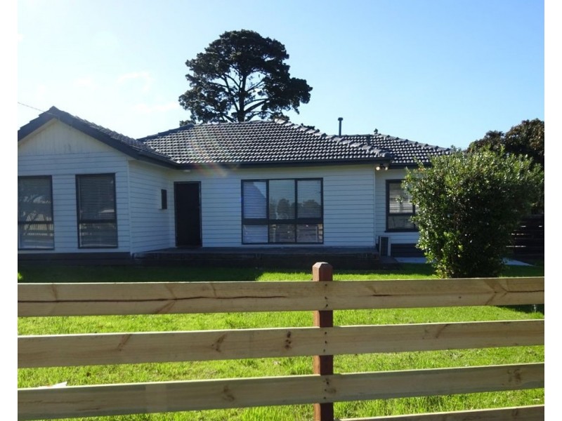 5 Gloria Avenue, Dandenong North VIC 3175