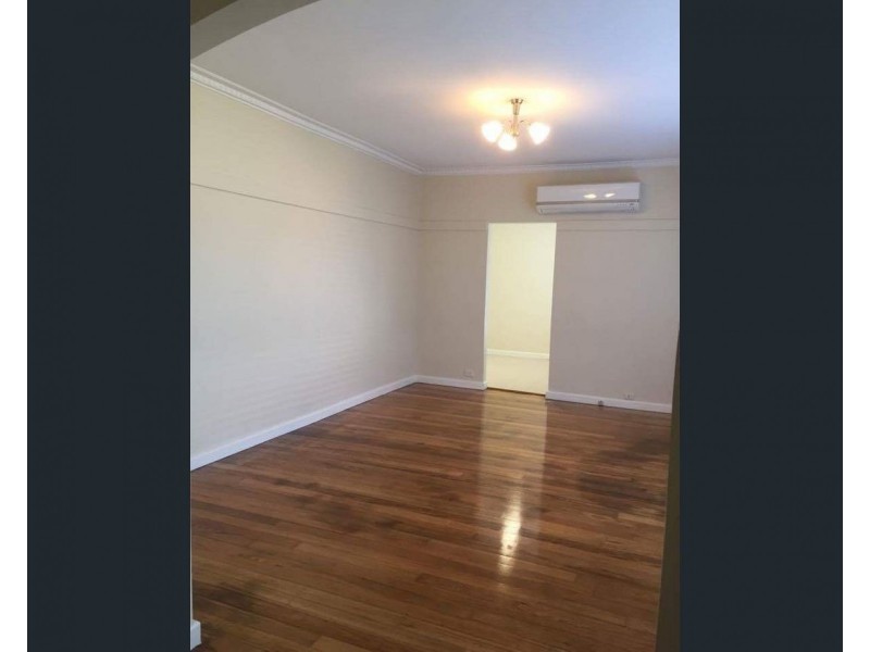 5 Gloria Avenue, Dandenong North VIC 3175