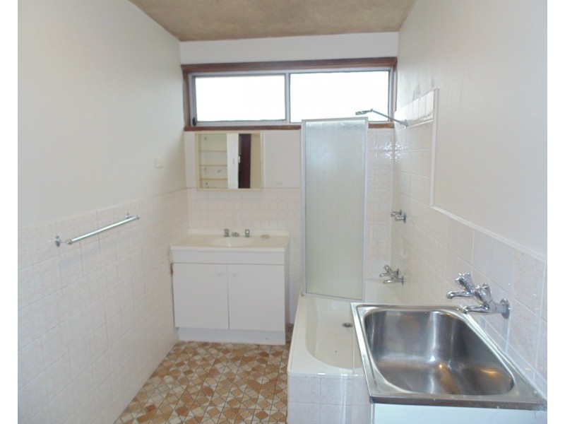 1/94  Herbert Street, Dandenong VIC 3175