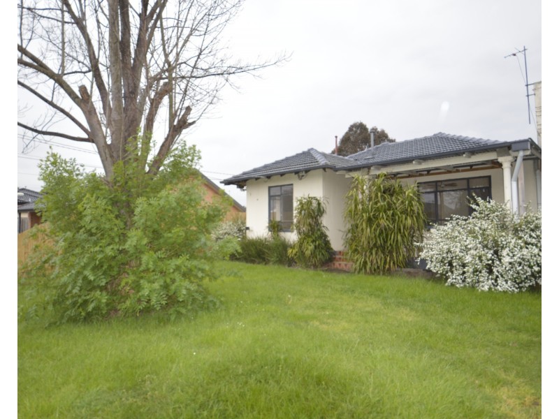 3 The Pines, Doveton VIC 3177