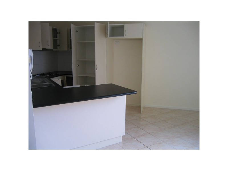 2/58 AMBRIE CRES, Noble Park VIC 3174