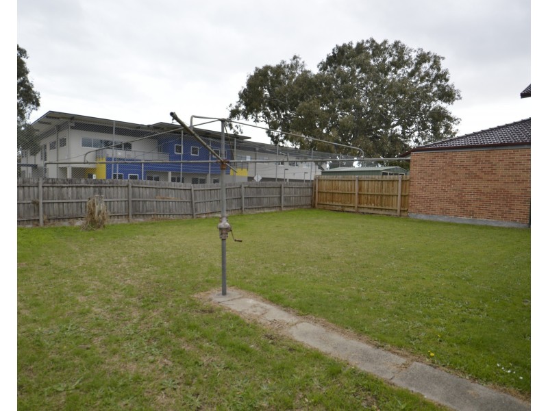 18 Oswald Street, Dandenong VIC 3175