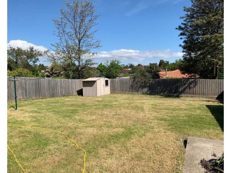 11 Peebles Street, Endeavour Hills VIC 3802