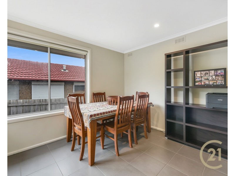 8 Illawarra Crescent, Dandenong North VIC 3175