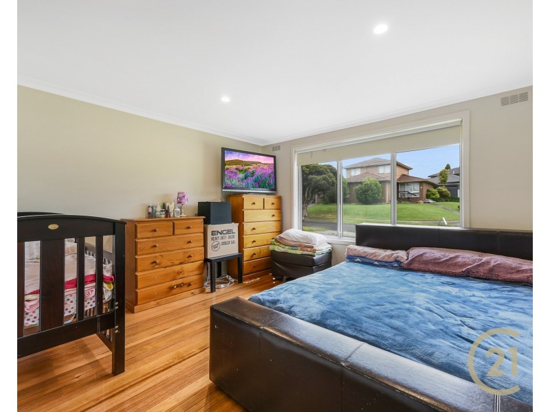 8 Illawarra Crescent, Dandenong North VIC 3175