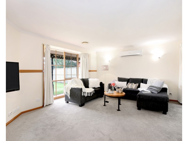 14 Lexcen Close, Berwick VIC 3806