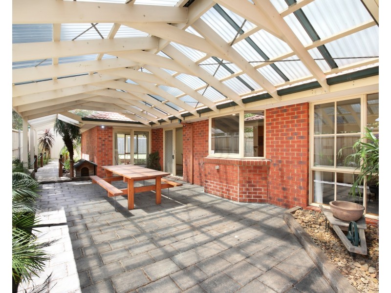 14 Lexcen Close, Berwick VIC 3806