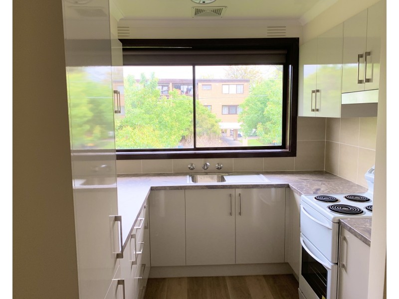 5/60  Cleeland Street, Dandenong VIC 3175