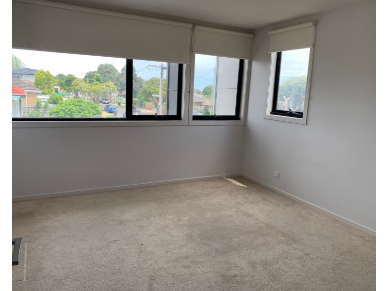 19 Queens Street, Dandenong North VIC 3175