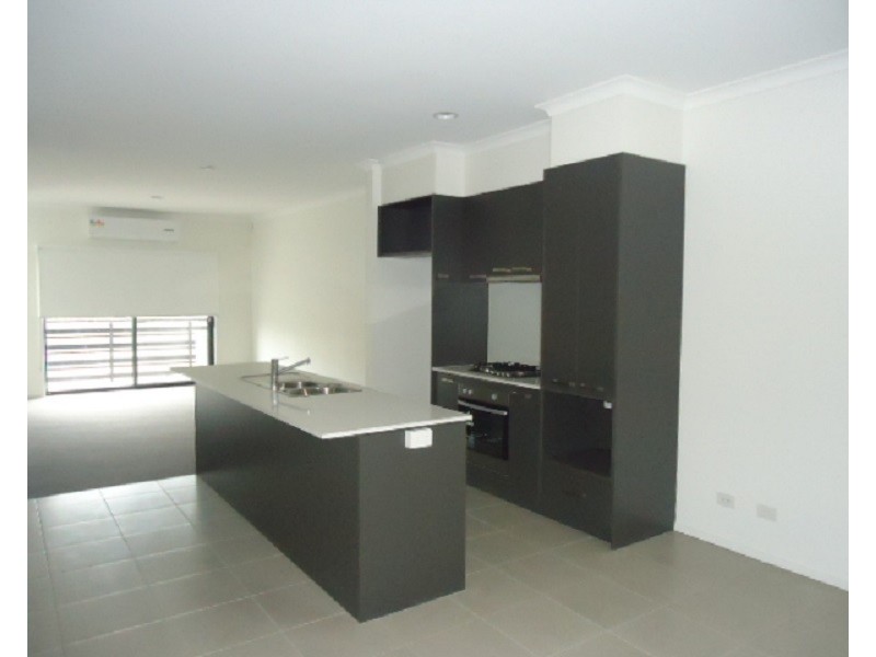8A  Hornsby Street, Dandenong VIC 3175