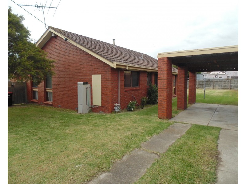 8 Ann Street, Dandenong VIC 3175