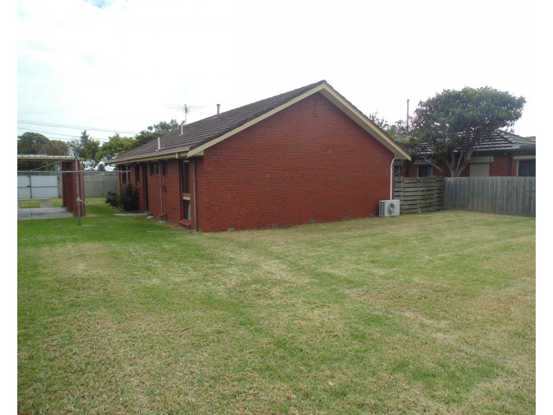 8 Ann Street, Dandenong VIC 3175