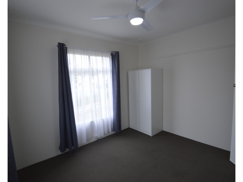 1/44  Tristania Street, Doveton VIC 3177