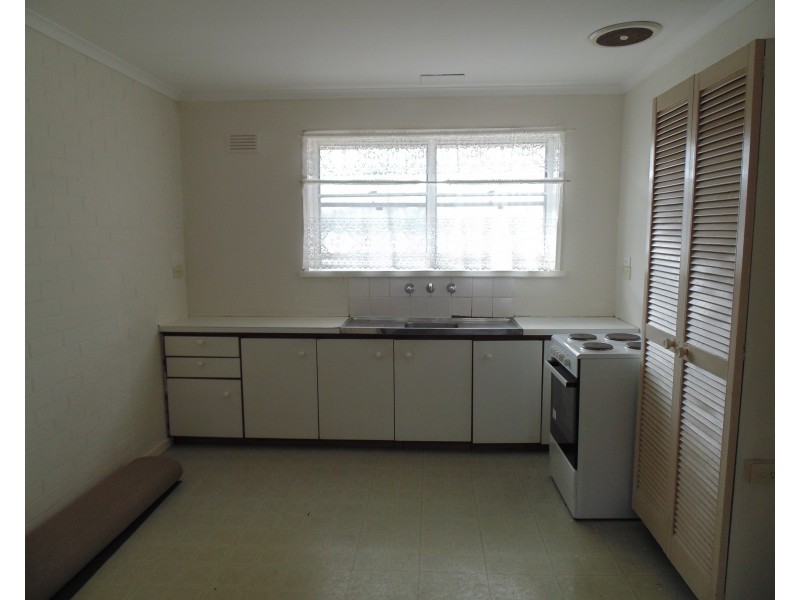 12/112-114 Princes Highway, Dandenong VIC 3175