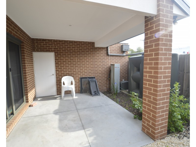 2/16 Dalgety Street, Dandenong VIC 3175