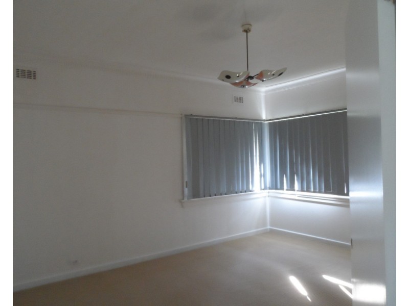 28 Wedge Street, Dandenong VIC 3175