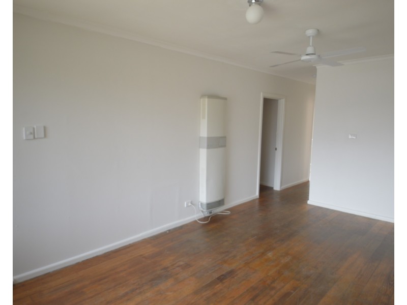 2/4 Sheales Street, Dandenong VIC 3175