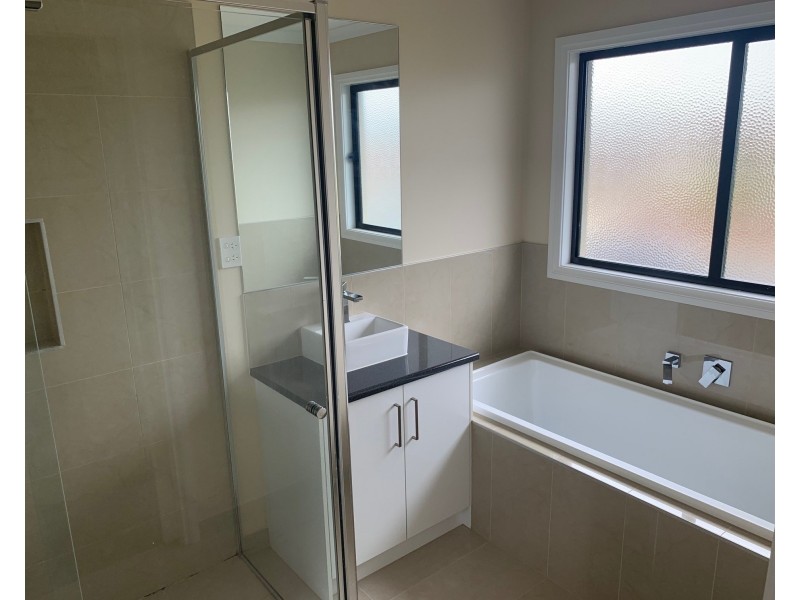 2/112 James Street, Dandenong VIC 3175