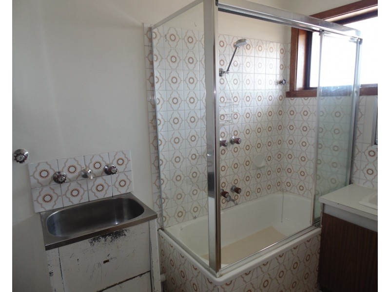 5/9 Close Avenue, Dandenong VIC 3175