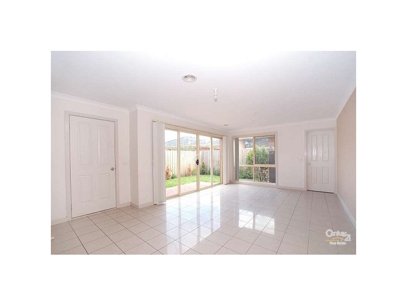 3/15 Nockolds Crescent, Noble Park VIC 3174