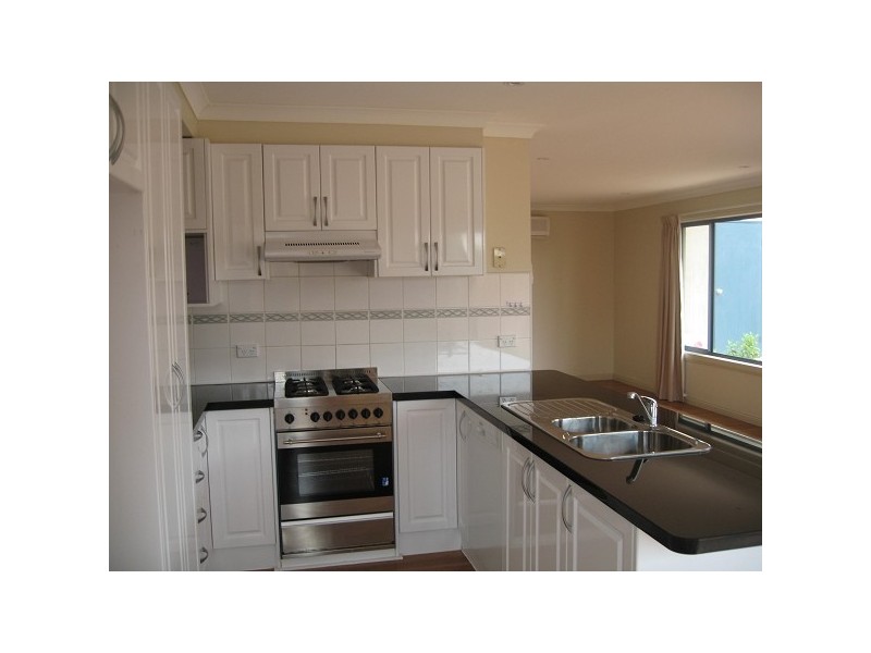 3/1-3 Bloomfield Road, Noble Park VIC 3174