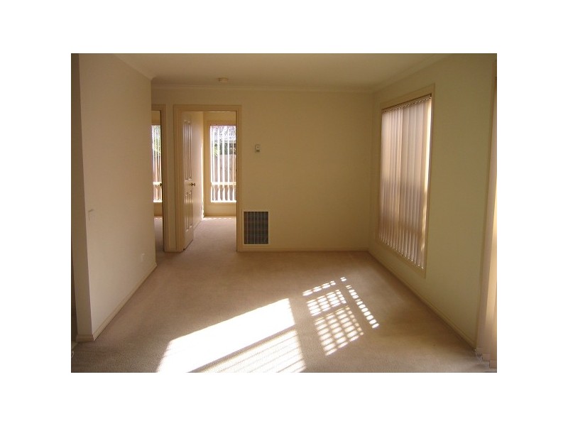 2/24 French Street, Noble Park VIC 3174