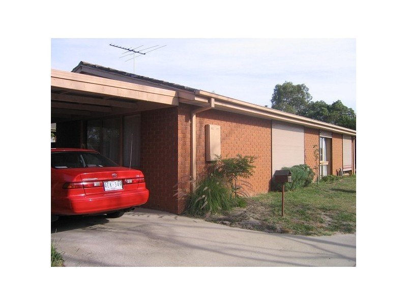 25 Oakwood Drive, Keysborough VIC 3173