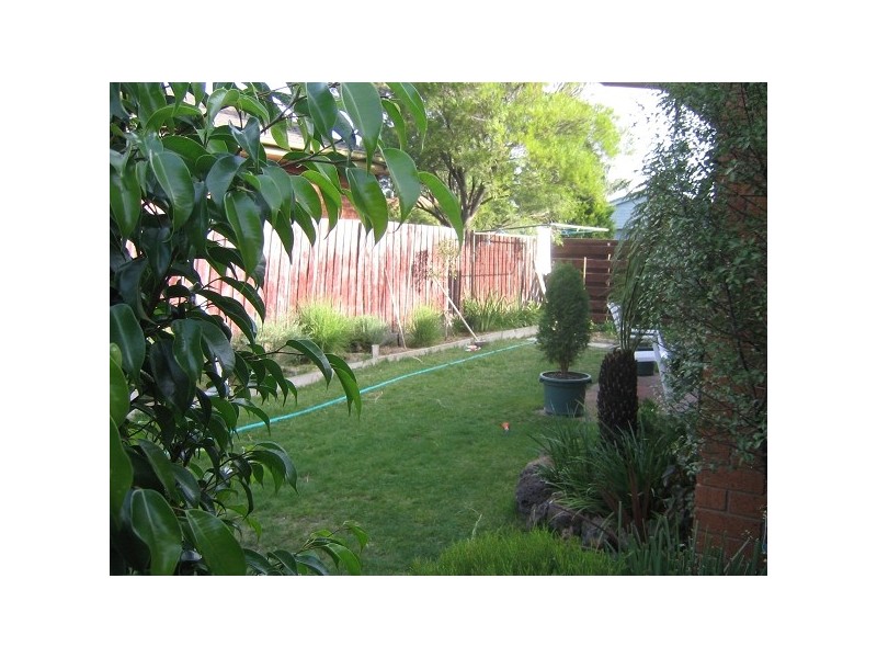 25 Oakwood Drive, Keysborough VIC 3173