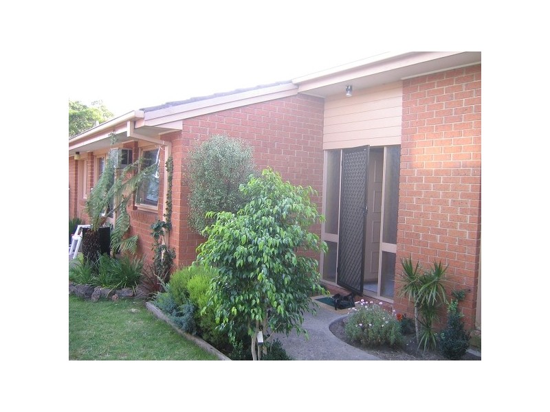 25 Oakwood Drive, Keysborough VIC 3173