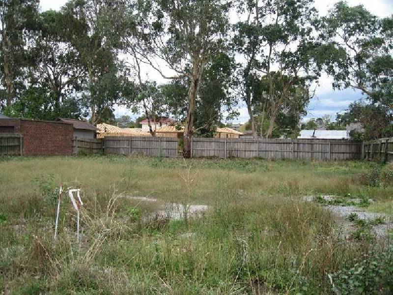 27 Mons Parade, Noble Park VIC 3174