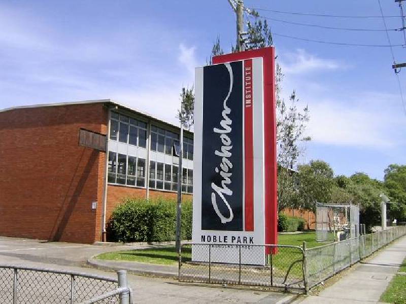 27 Mons Parade, Noble Park VIC 3174