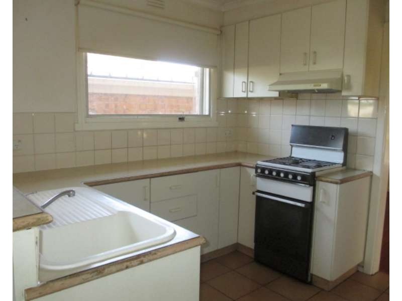 16 Holmes Street, Noble Park VIC 3174