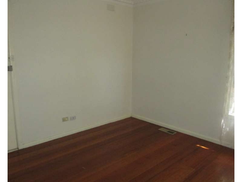 16 Holmes Street, Noble Park VIC 3174