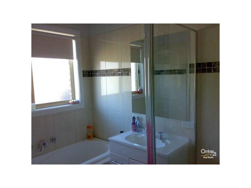 2/107 Noble Street, Noble Park VIC 3174