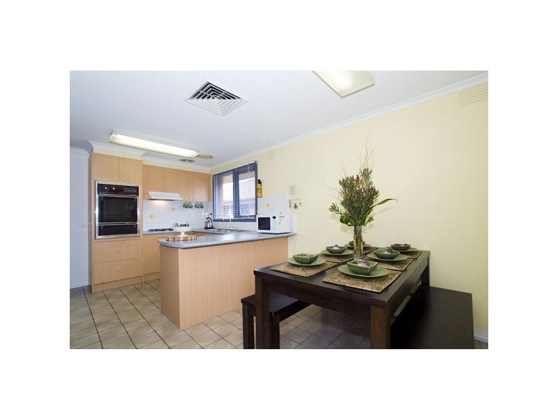 17 Kalang Court, Patterson Lakes VIC 3197