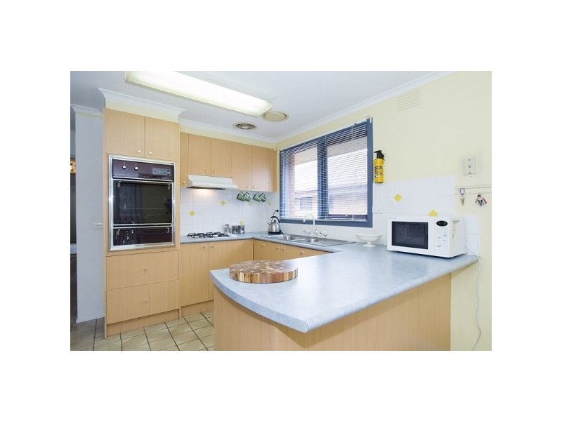 17 Kalang Court, Patterson Lakes VIC 3197