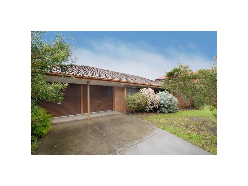 17 Gladesville Boulevard, Patterson Lakes VIC 3197
