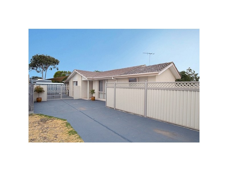3 Adelong Court, Patterson Lakes VIC 3197