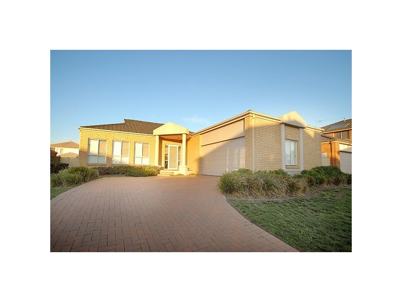 8/36 Pepperbush Crescent, Langwarrin VIC 3910