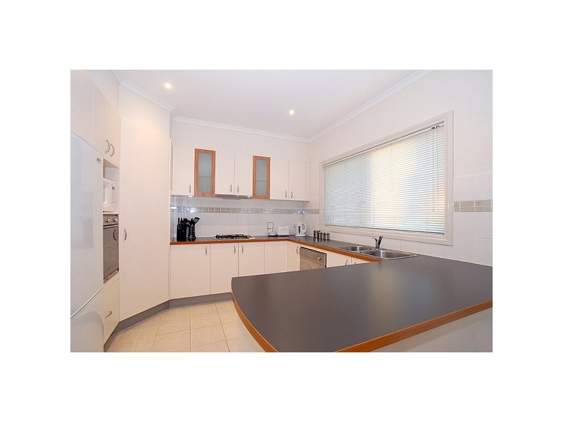 8/36 Pepperbush Crescent, Langwarrin VIC 3910